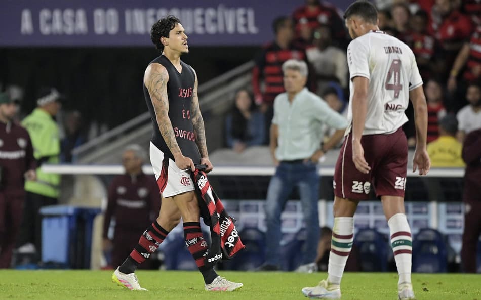 Pedro decidiu para o Flamengo no clássico com o Fluminense