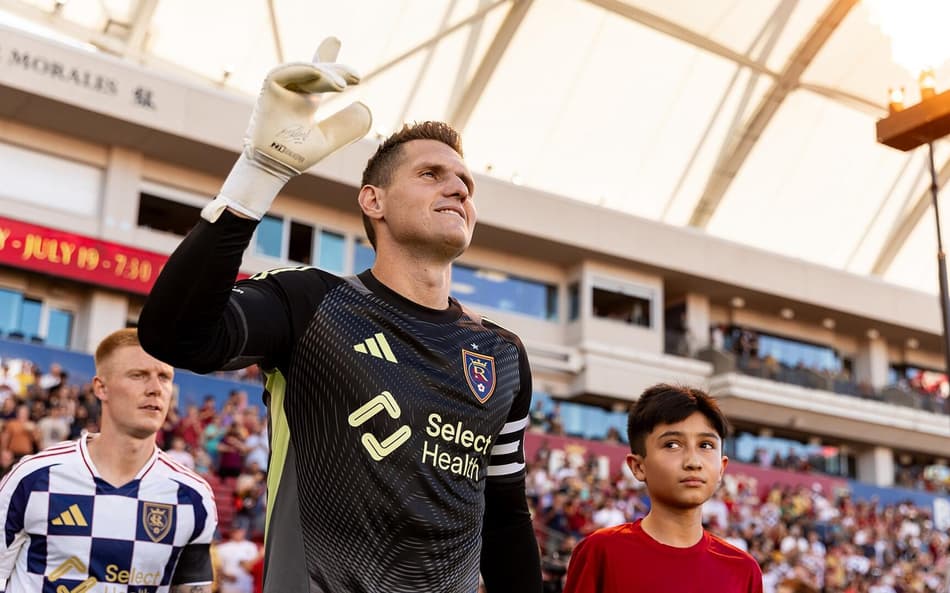 Rafael Cabral entrando em campo pelo Real Salt Lake (Foto: Reprodução/Real Salt Lake)