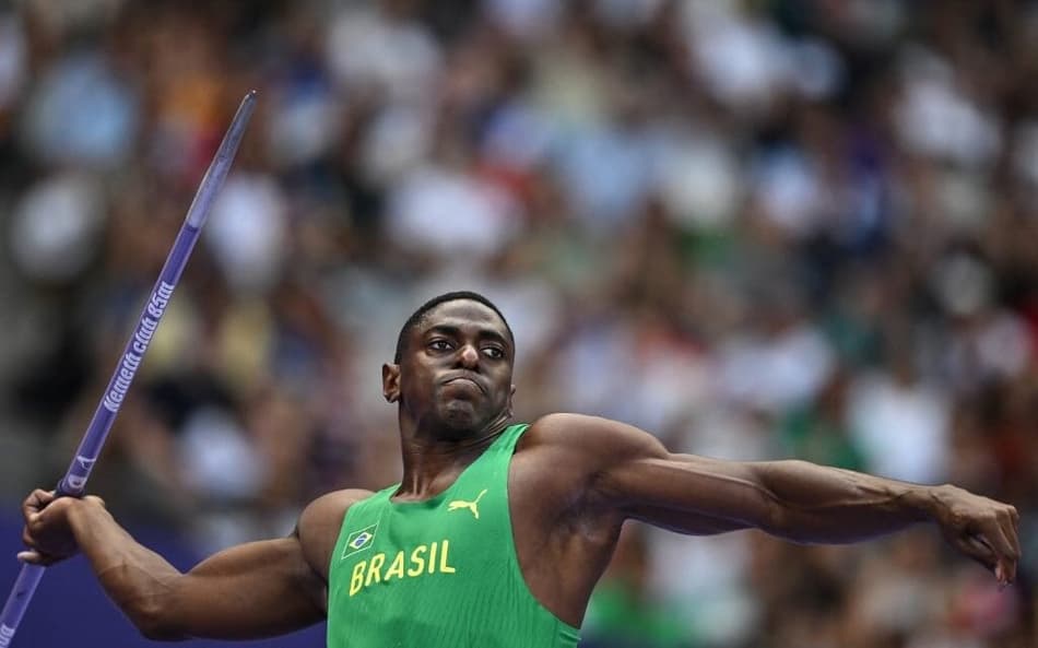 Luiz Maurício se classifica para final do lançamento de dardo em Paris