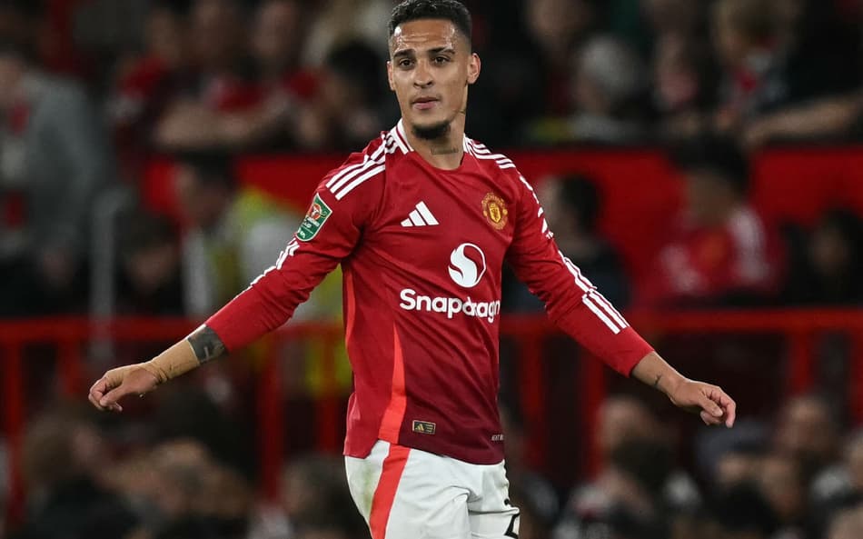 Técnico do Manchester United não fecha portas para Antony: ‘Nova vida’