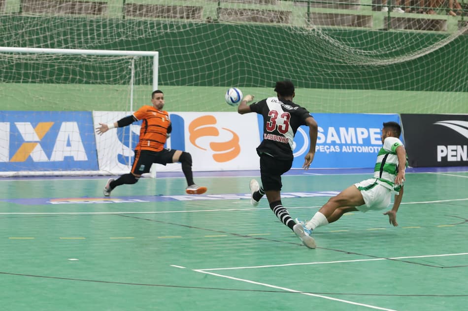 Imagens de São João x Vasco, pelo Brasileiro de Futsal