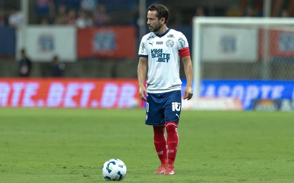 Everton Ribeiro em ação na Arena Fonte Nova Foto: Rafael Rodrigues / EC Bahia