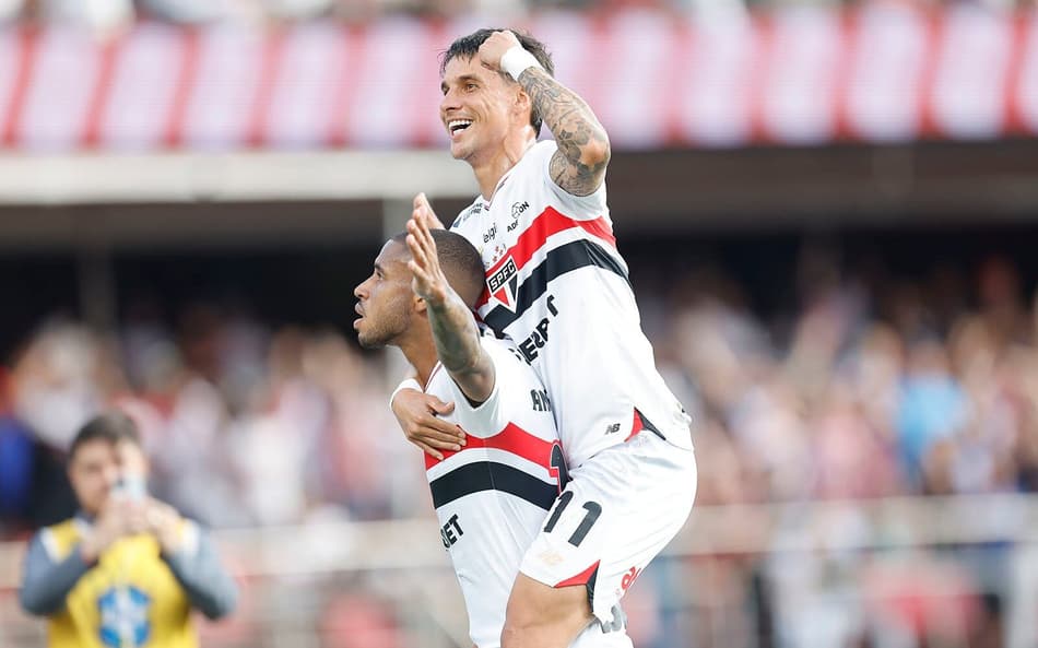 André Silva e Ferreirinha (Foto: Paulo Pinto / São Paulo FC)