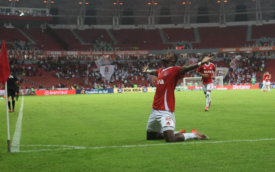 Ricardo Mathias, atacante o Internacional