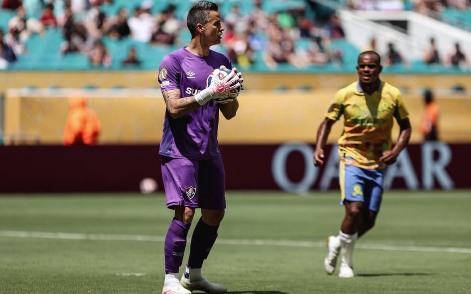 Fábio falou sobre o momento na história do Fluminense (Foto: Lucas Merçon / Fluminense FC)