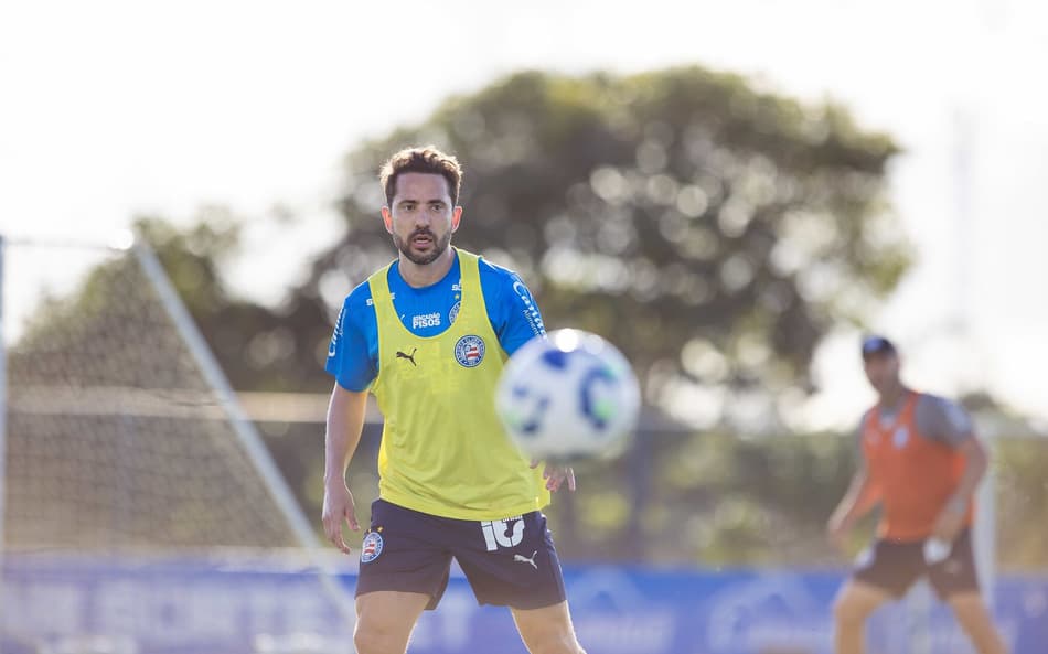 Everton Ribeiro em treino do Bahia (Foto: Letícia Martins / EC Bahia)