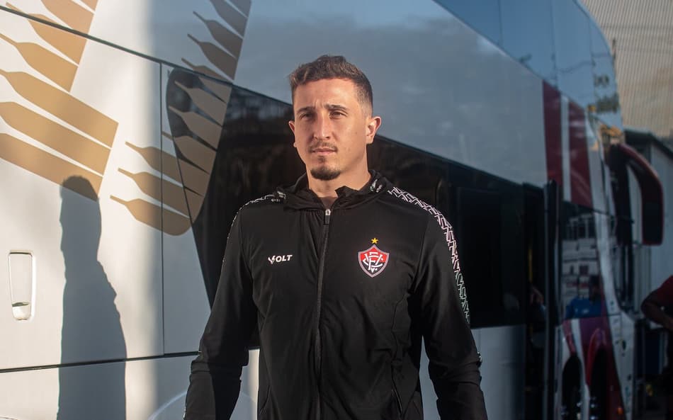 Thiago Couto, goleiro do Vitória, antes do jogo contra o Mirassol (Foto: Victor Ferreira / EC Vitória)