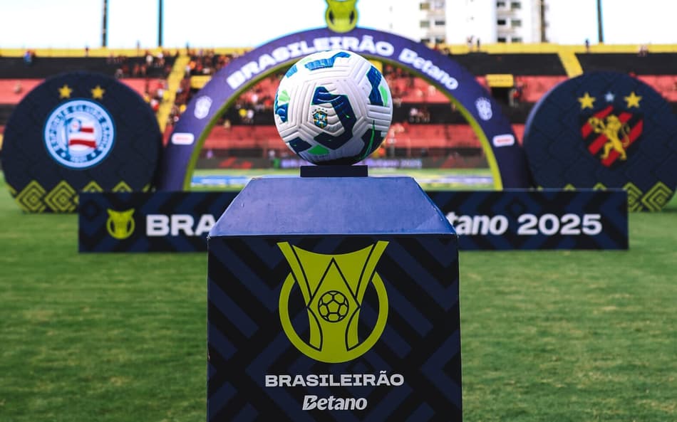 Brasileirão 2025 Campeonato Brasileiro Bola Brasileirão Bahia x Sport