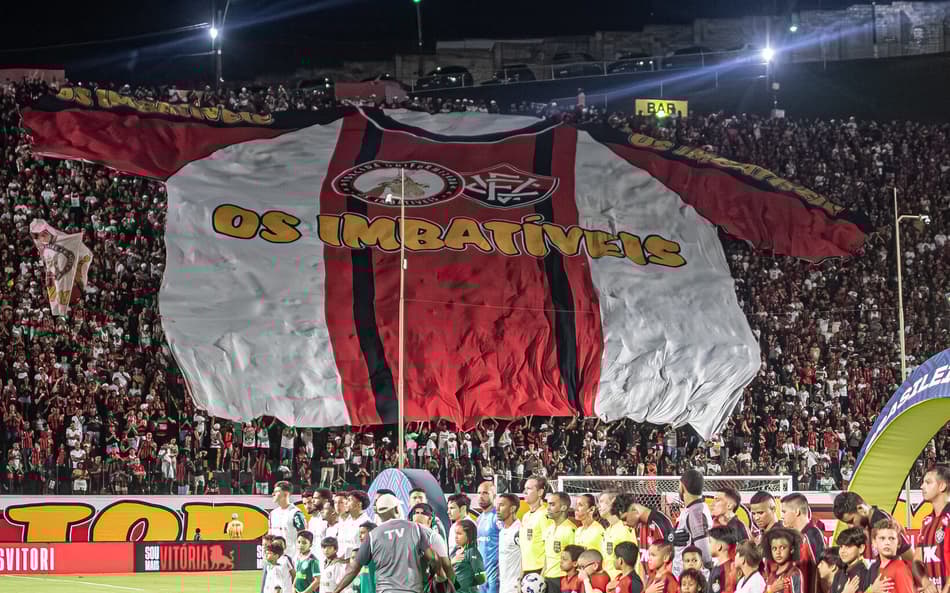 Bandeirão do Vitória no Barradão (Foto: Victor Ferreira / EC Vitória)