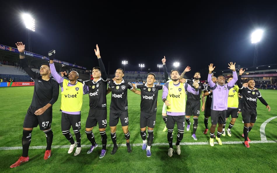 Festa dos jogadores do Botafogo após classificação na Copa do Brasil (Foto: Vítor Silva/Botafogo)