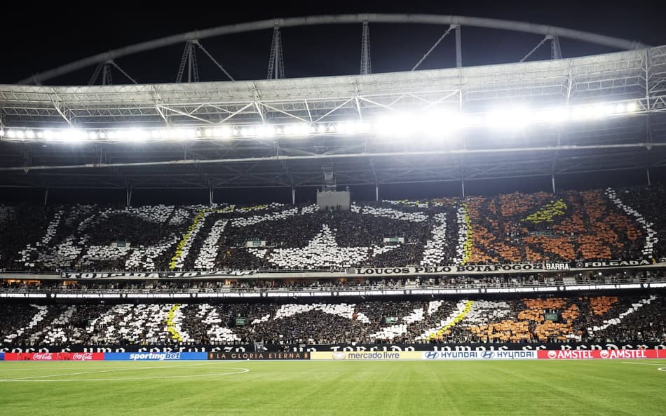 Mosaico da torcida do Botafogo no Nilton Santos (Foto: Vítor Silva/Botafogo)