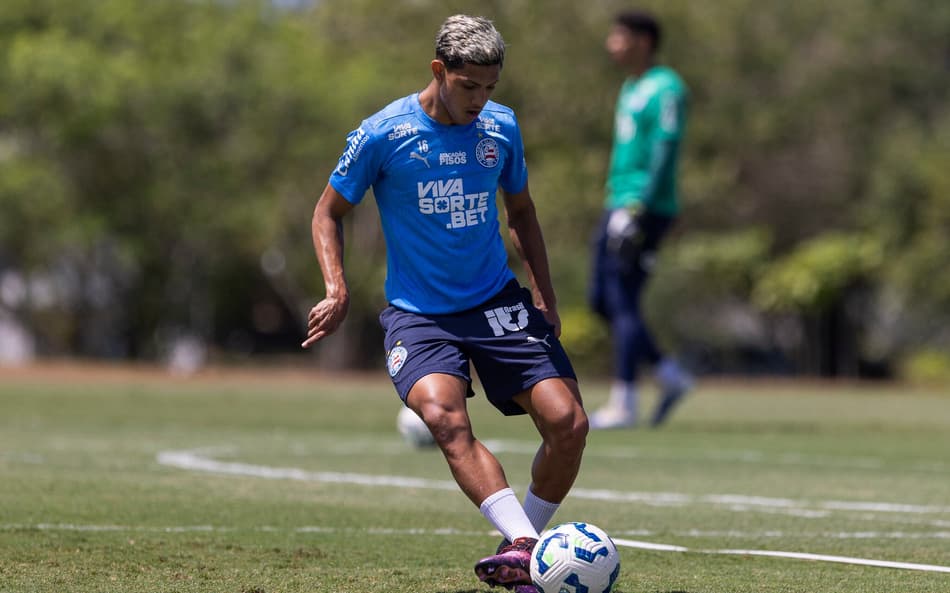 Erick Pulga em treino do Bahia (Foto: Rafael Rodrigues / EC Bahia)