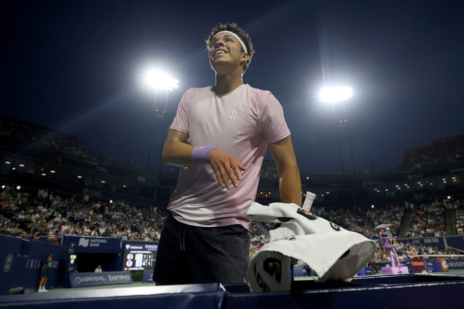 O americano Ben Shelton conquista Toronto após bater o russo Karen Khachanov na final (Foto: Matthew Stockman/AFP)