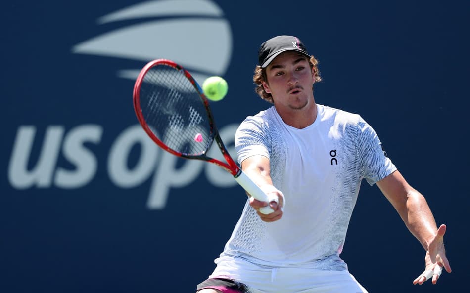 João Fonseca na estreia do US Open (Foto: Al Bello/Getty Images/AFP)