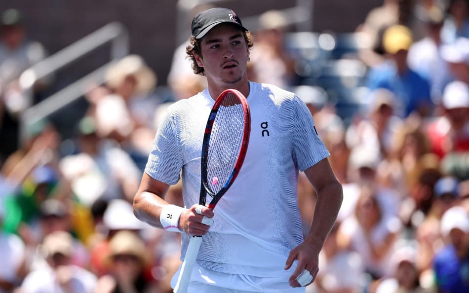João Fonseca na vitória na estreia do US Open (Foto: Al Bello/Getty Images/AFP )