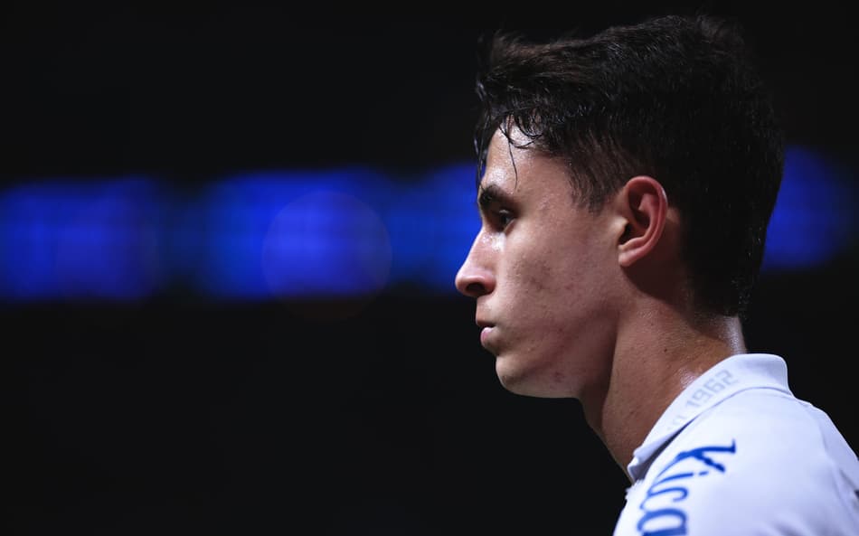 Vinicius Zanocelo chegou ao Santos em 2021. (Foto: Ettore Chiereguini/AGIF)