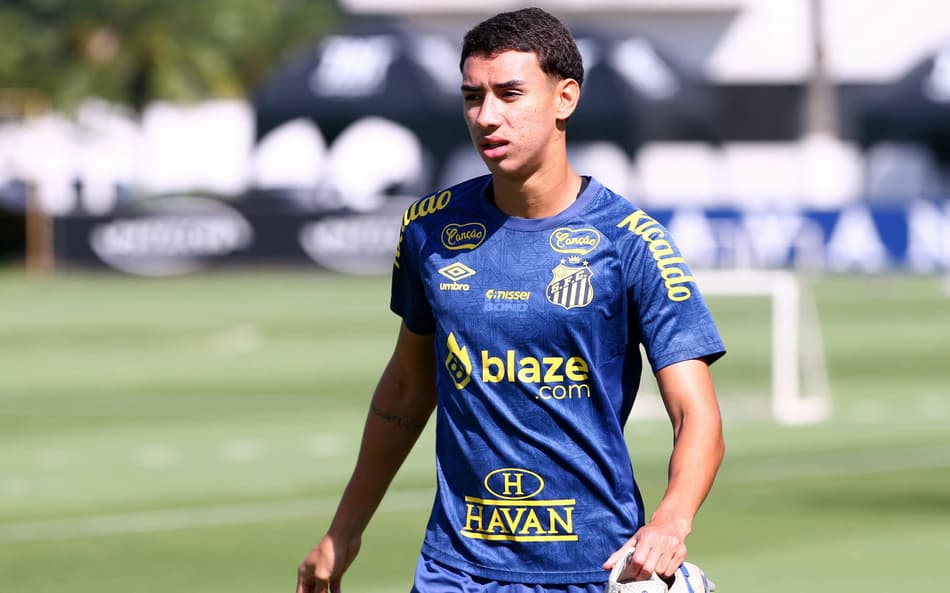 Gabriel Bontempo, de 18 anos, tem contrato com o Santos até 2028. (Foto: Mauricio De Souza/AGIF)