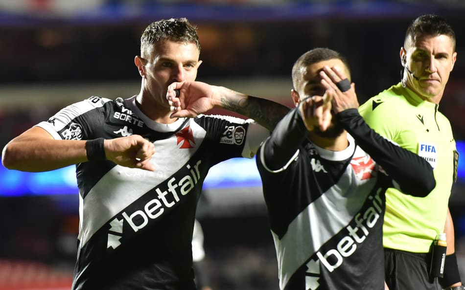 São Paulo x Vasco - Vegetti e Coutinho