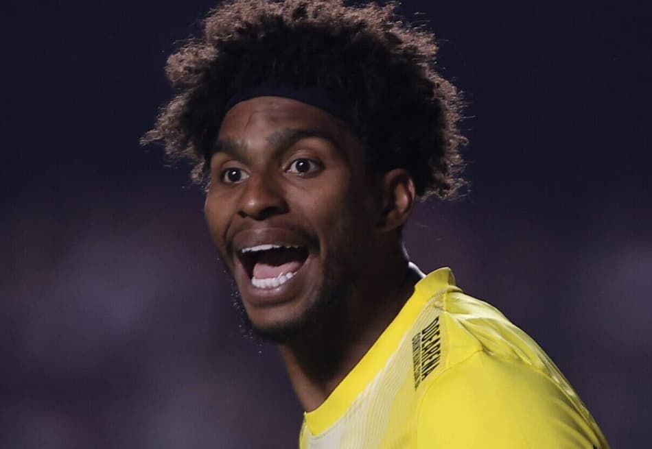 Hugo Souza falou sobre o jogo da volta da Copa do Brasil (Foto: Ettore Chiereguini/AGIF)