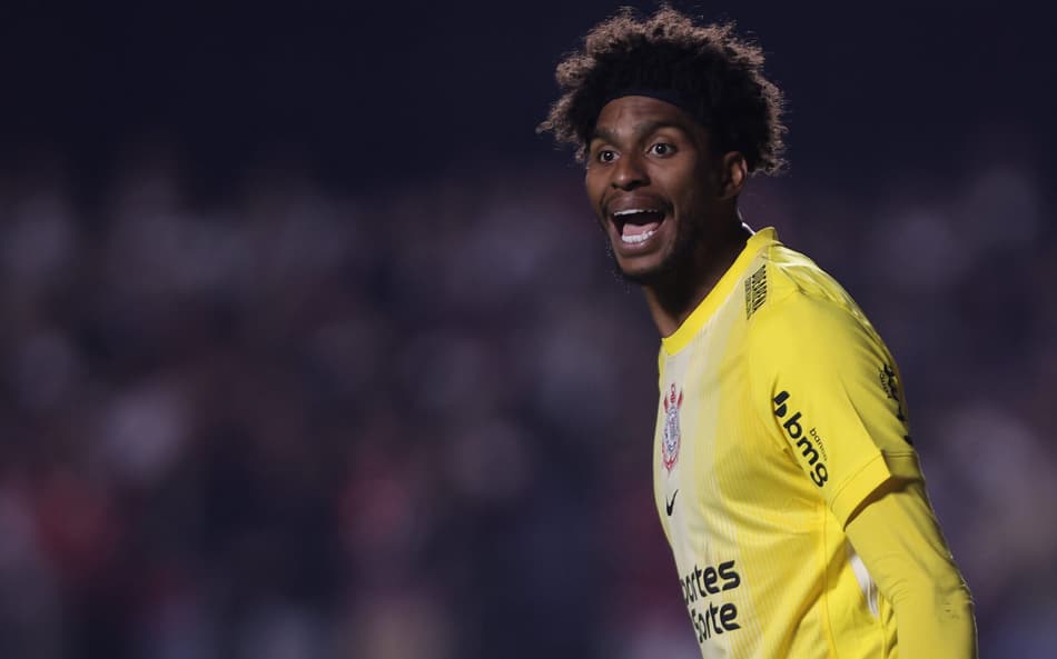 Hugo Souza falou sobre o jogo da volta da Copa do Brasil (Foto: Ettore Chiereguini/AGIF)