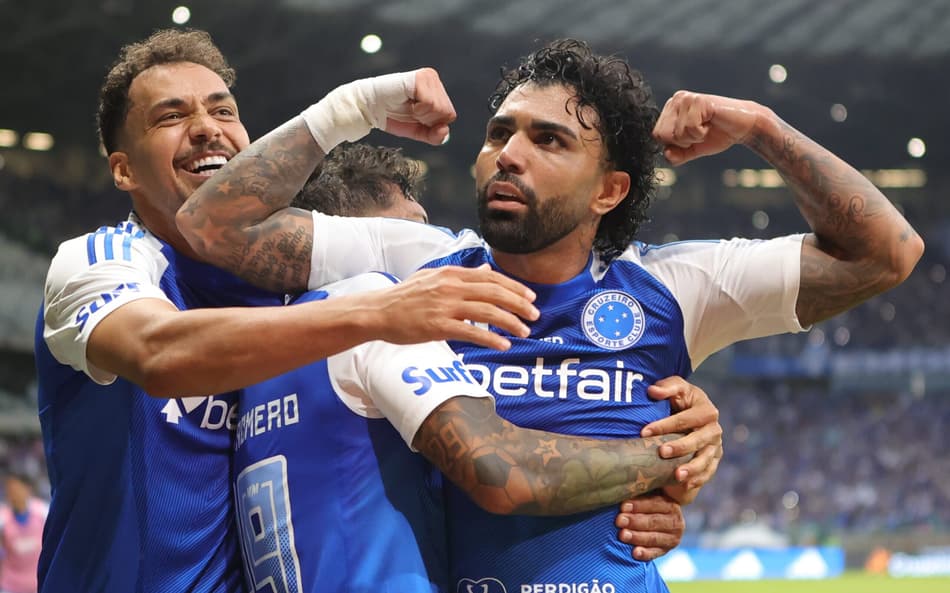 Gabigol comemora gol do Cruzeiro contra o Juventude no Mineirão (Foto: Gilson Lobo/AGIF)
