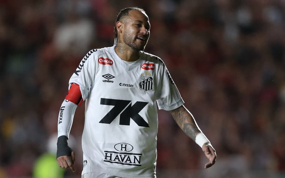 Santos joga pela segunda vez na temporada na capital paulista. Duelo desta seguna-feira (4) será no Morumbis. (Foto: Marlon Costa/AGIF)