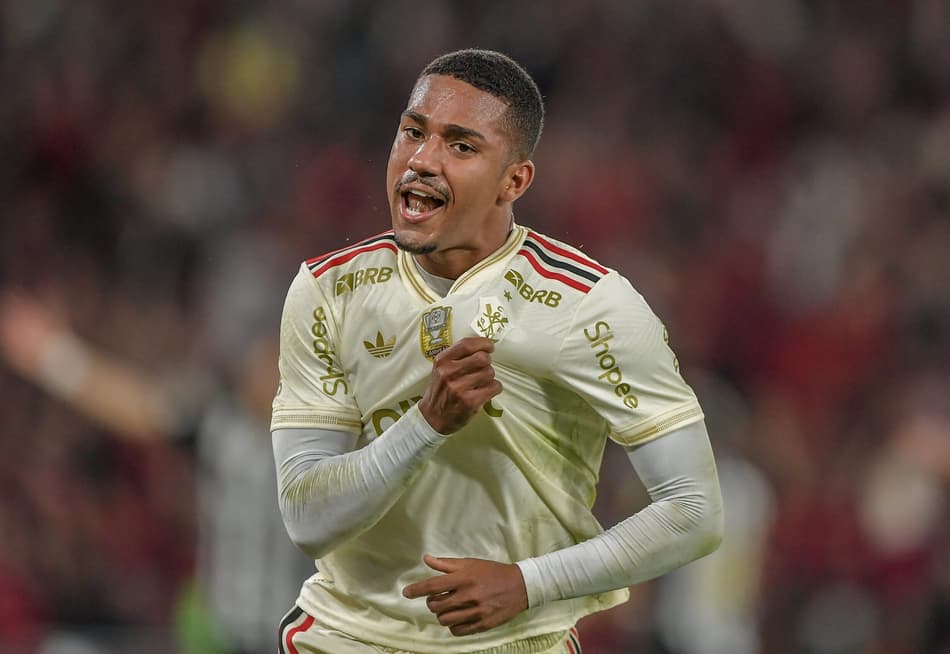 Jornalista analisa estreia de Samuel Lino no Flamengo: 'Titular da Seleção'