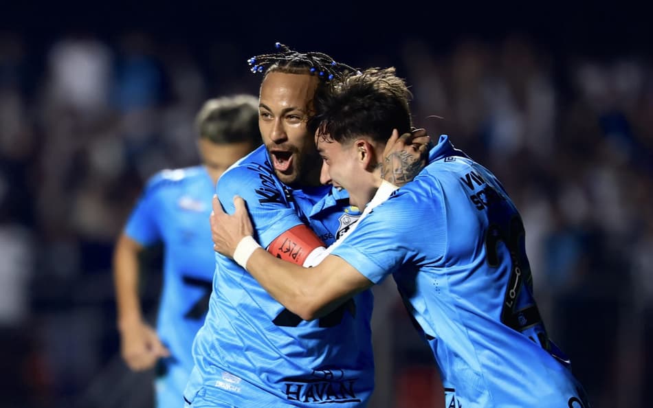 Neymar lidera o Santos na vitória diante do Juventude, no Morumbis. (Foto: Marcello Zambrana/AGIF)