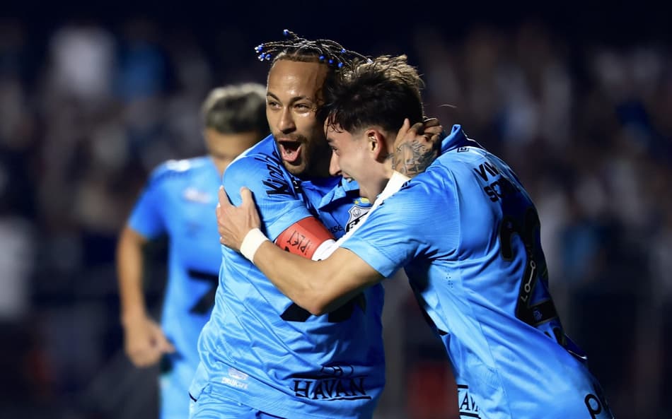 Neymar lidera o Santos na vitória diante do Juventude, no Morumbis. (Foto: Marcello Zambrana/AGIF)