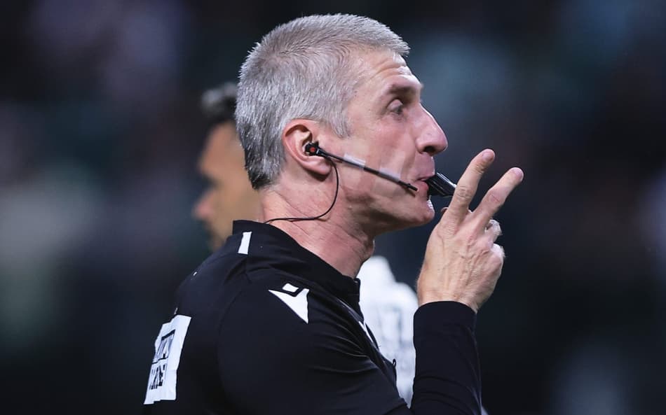 Daronco em Palmeiras x Corinthians pela Copa do Brasil