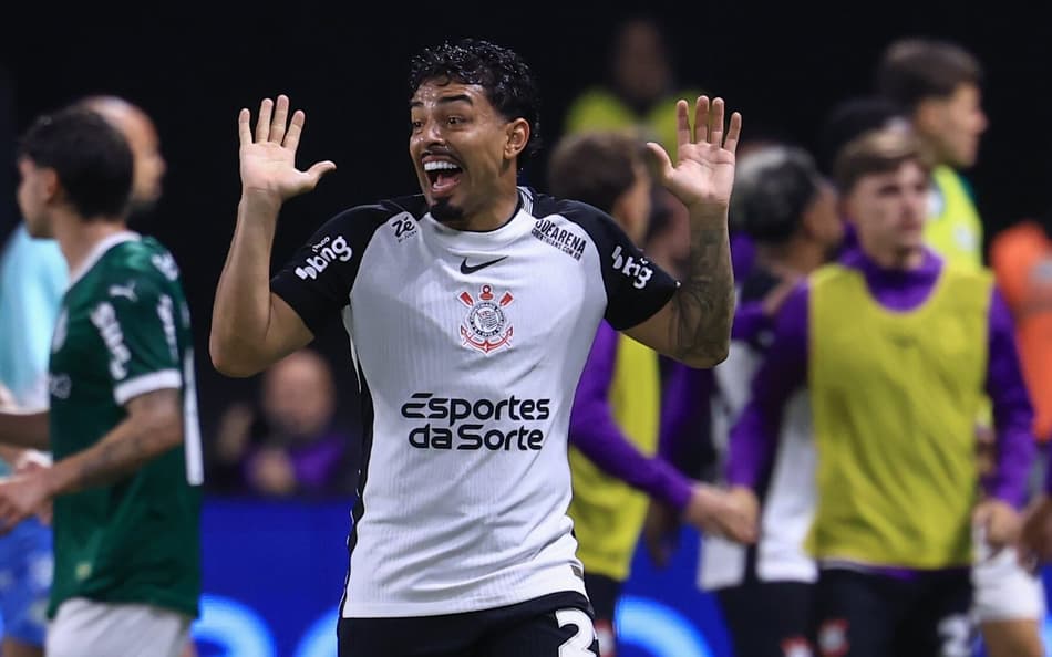 Matheus Bido foi o autor do primeiro gol do Corinthians na vitória por 2 a 0 diante do Palmeiras, no Allianz Parque. (Foto: Marcello Zambrana/AGIF)