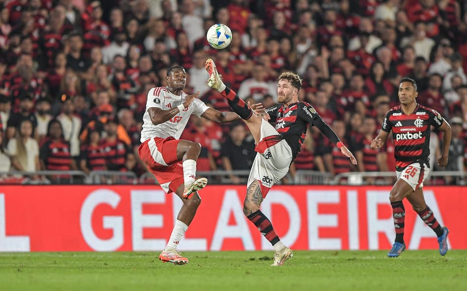 Ricardo Mathias e Léo Pereira