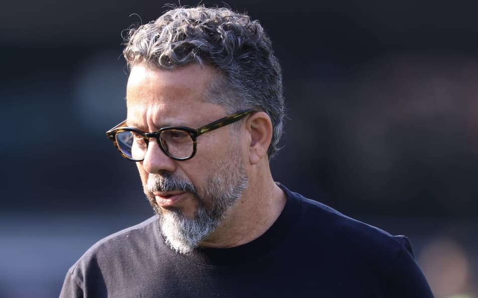 Cléber Xavier comandou o Santos por 17 partidas. (Foto: Marcello Zambrana/AGIF)