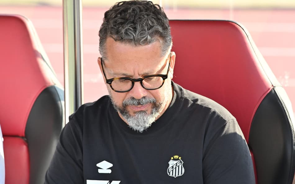 Santos é goleado pelo Vasco no Morumbis. (Foto: Jota Erre/AGIF)