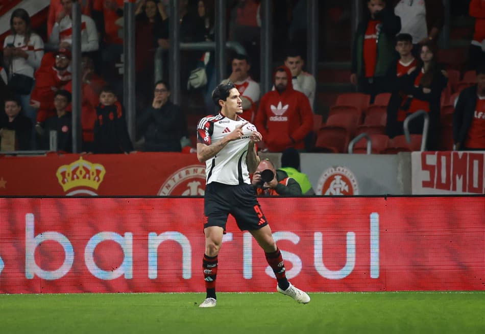 Após goleada do Vasco, Cleber Xavier é demitido pelo Santos