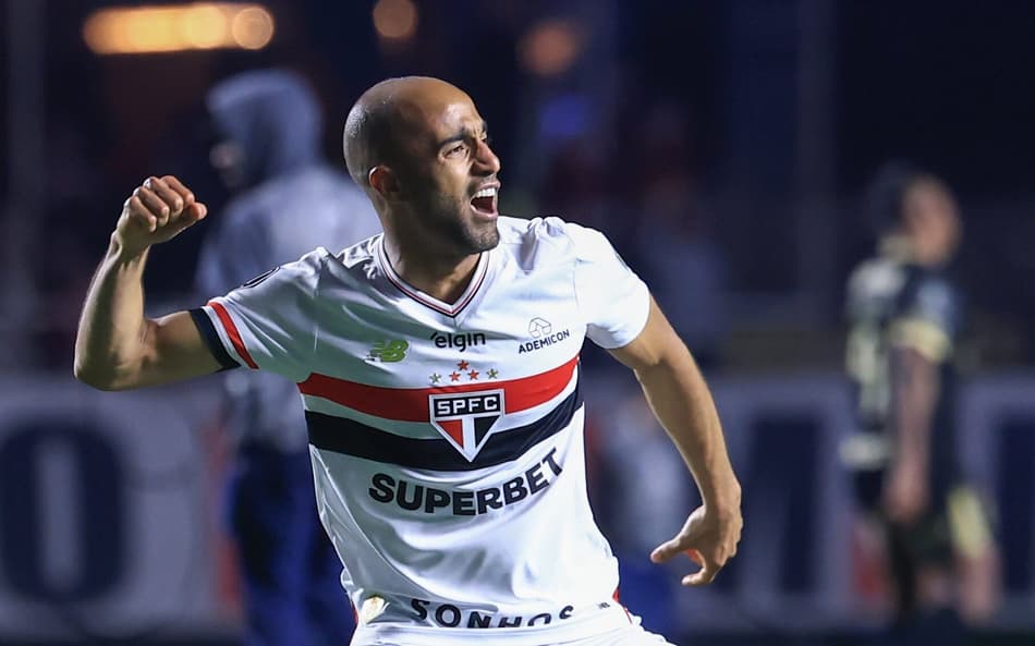 Lucas Moura vai perder o segundo jogo seguido pelo São Paulo. (Foto: Marcello Zambrana/AGIF)