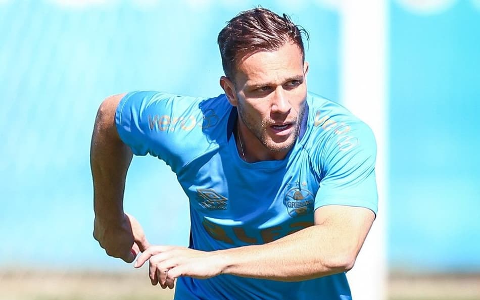 Arthur já treina com o elenco do Grêmio. (Foto: Lucas Uebel/Grêmio FBPA)