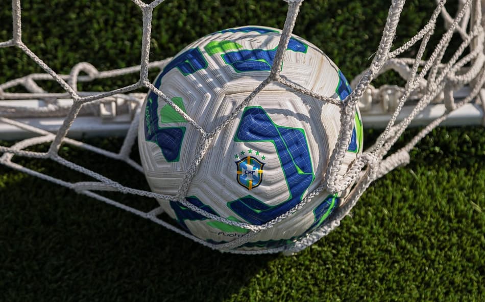 Bola do Brasileirão Feminino (Foto: Rebeca Reis/CBF)