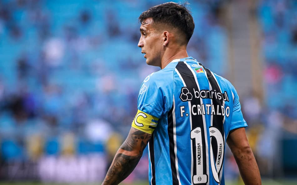 Cristaldo, meia do Grêmio. (Foto: Maxi Franzoi/AGIF)