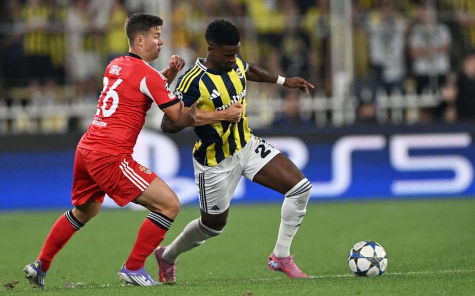 Fenerbahçe e Benfica empataram por 0 a 0 pela Champions League (Foto: Ozan KOSE/AFP)