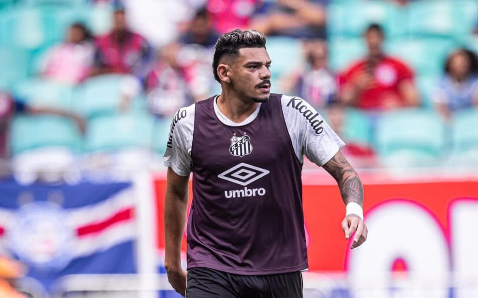 Tiquinho foi titular contra o Bahia (Foto: Divulgação/ Santos)