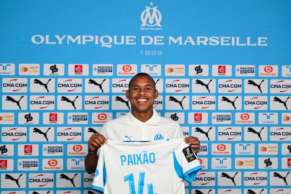 Igor Paixão durante apresentação pelo Olympique Marseille
