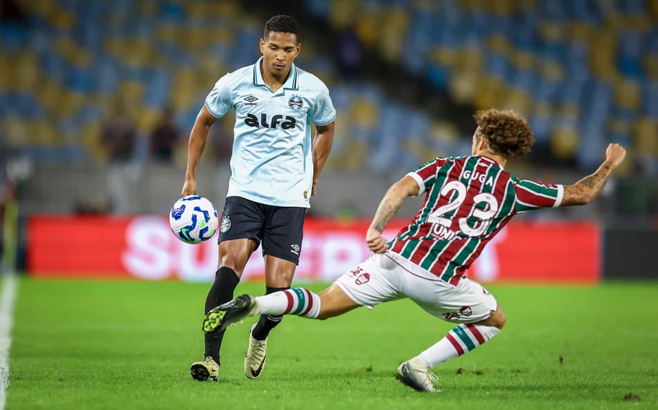 João Lucas se lesionou na derrota do Grêmio para o Fluminense. (Foto: Lucas Uebel/Grêmio FBPA)