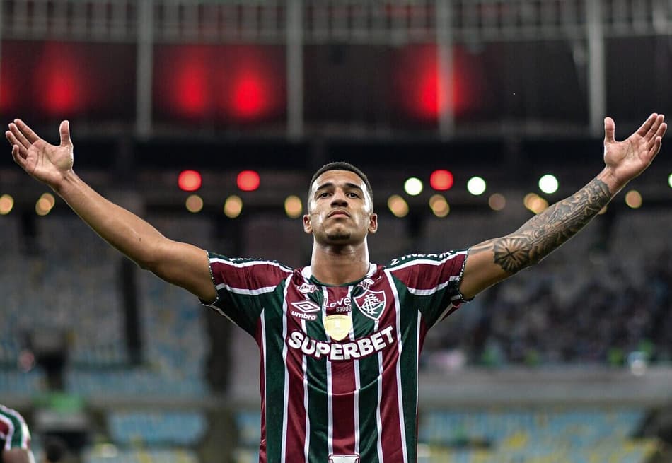 Kauã Elias comemora gol pelo Fluminense sobre o Grêmio, pelo Brasileirão