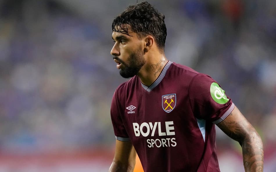 Lucas Paquetá em ação pelo West Ham durante amistoso contra o Everton
