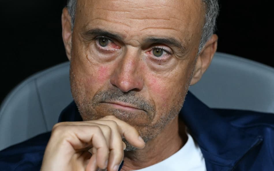 Luis Enrique durante jogo entre PSG e Bayern de Munique, no Mundial de Clubes