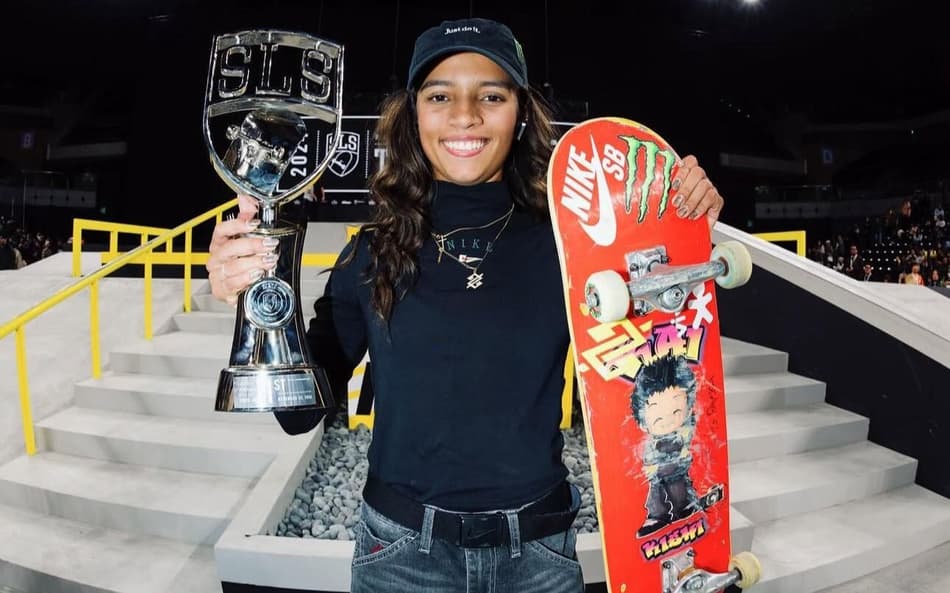Rayssa Leal durante competições internacionais (Foto: Reprodução/ Redes Sociais)