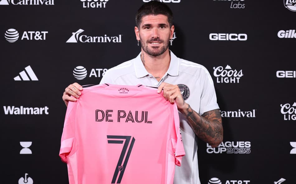 Rodrigo de Paul em apresentação no Inter Miami, equipe de Messi