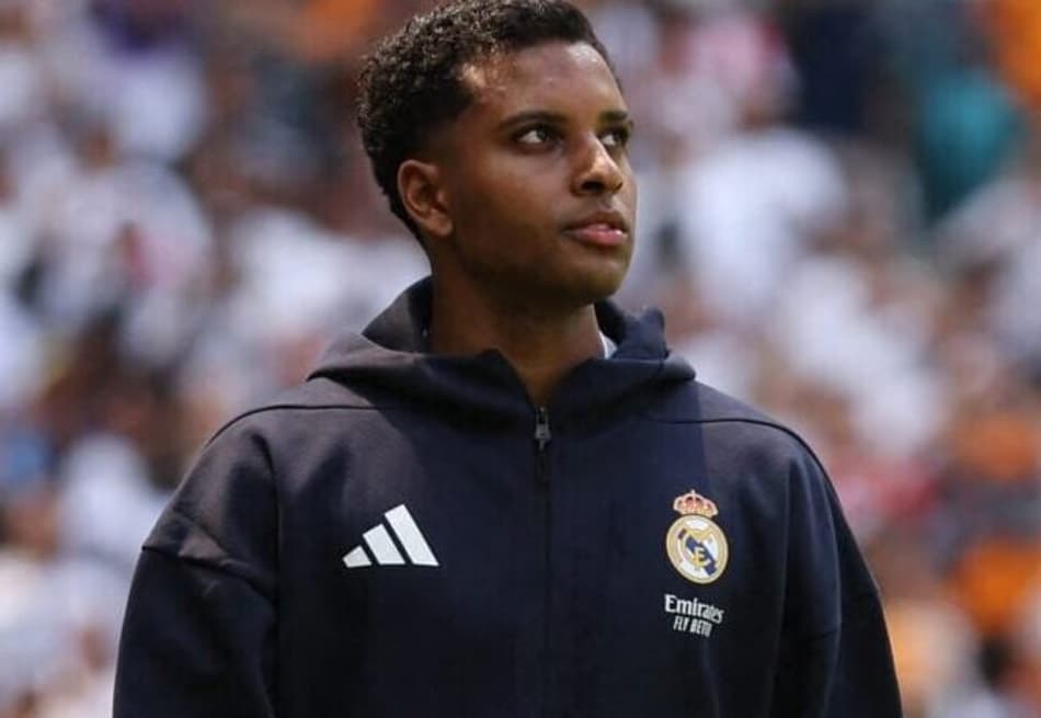 Rodrygo durante aquecimento do Real Madrid na estreia do Mundial de Clubes