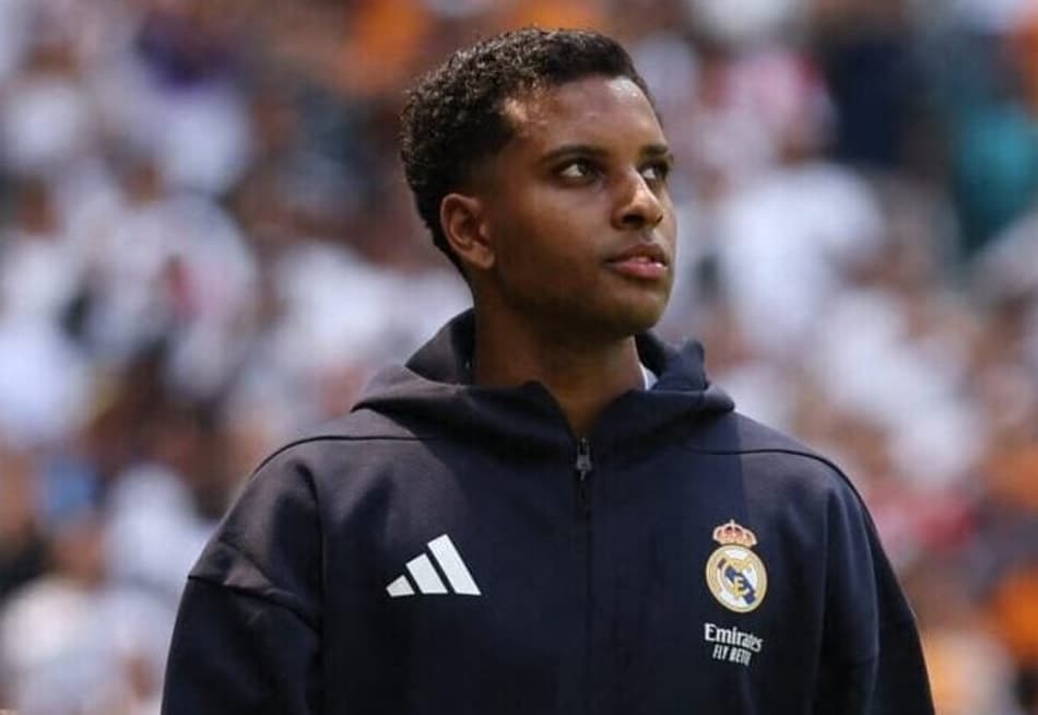 Rodrygo durante aquecimento do Real Madrid na estreia do Mundial de Clubes